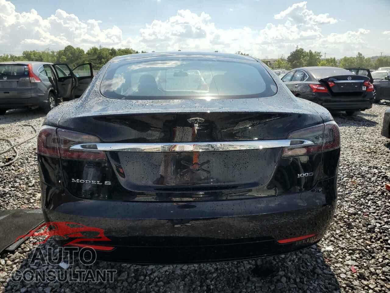 TESLA MODEL S 2017 - 5YJSA1E26HF188381