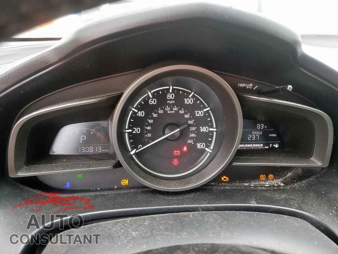 MAZDA 3 2018 - 3MZBN1V31JM201744