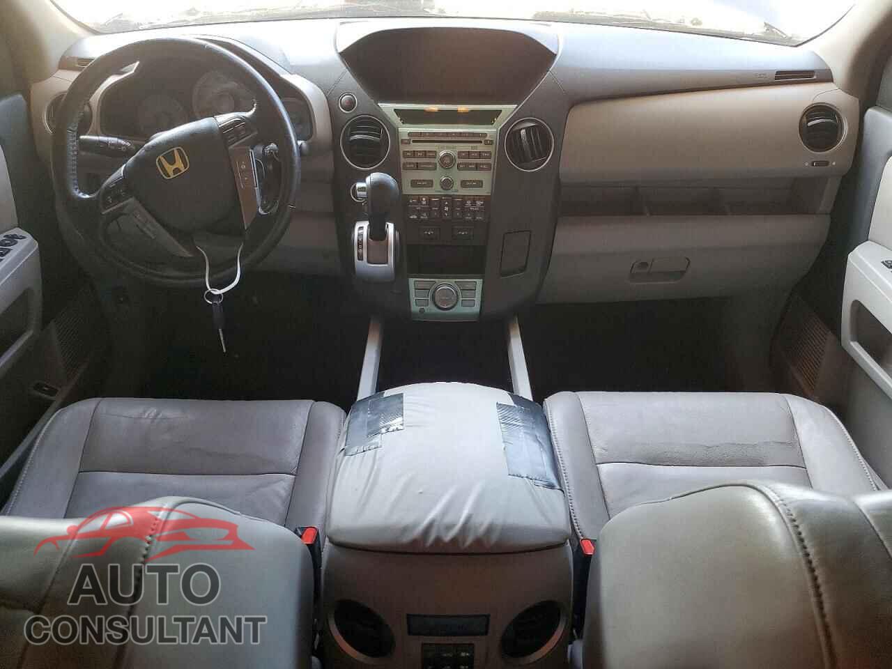 HONDA PILOT 2011 - 5FNYF4H70BB014687