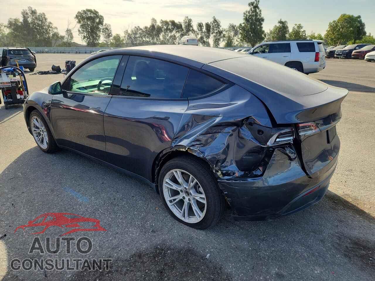 TESLA MODEL Y 2022 - 7SAYGDEE0NF338598