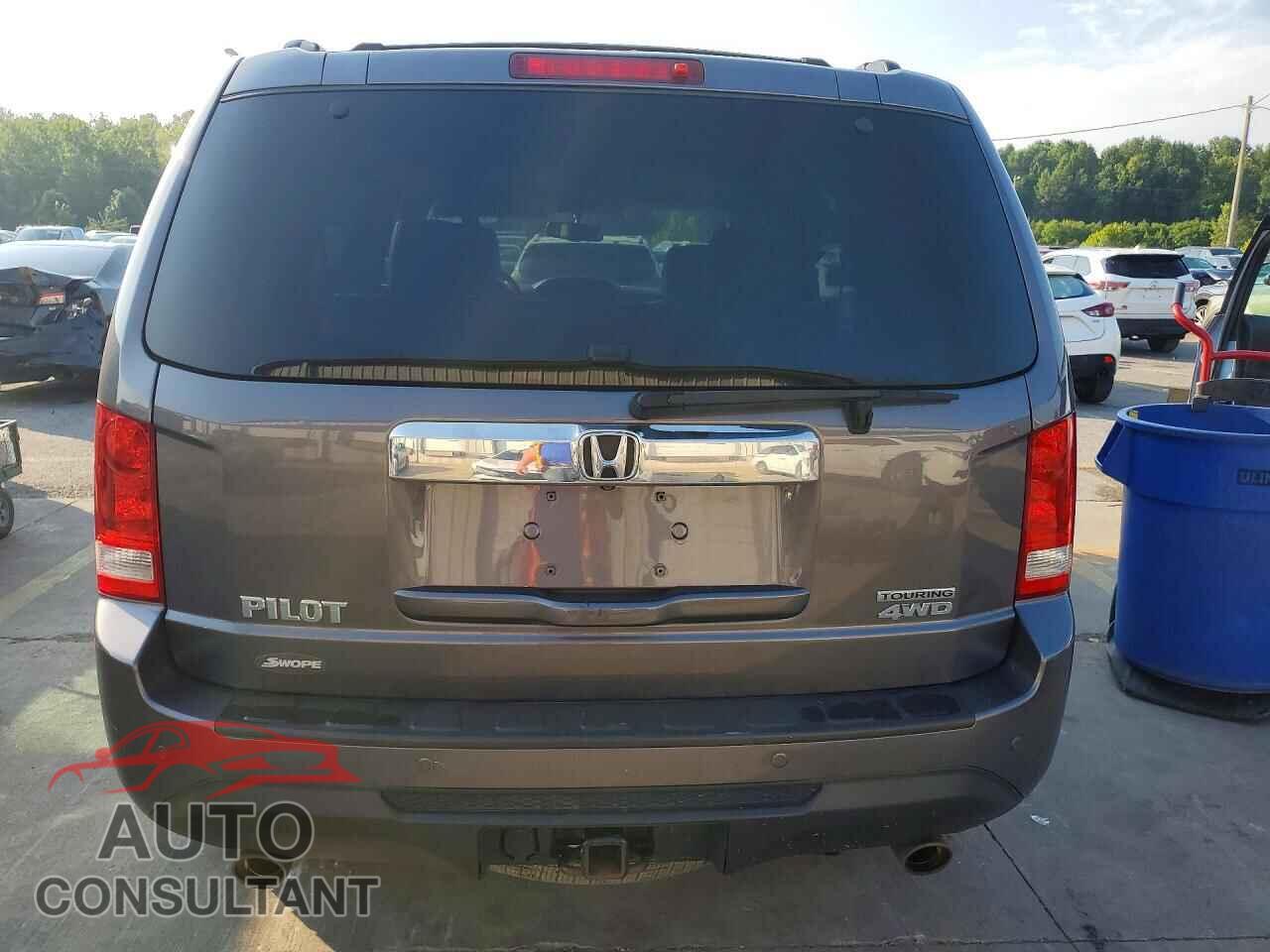 HONDA PILOT 2014 - 5FNYF4H97EB017723
