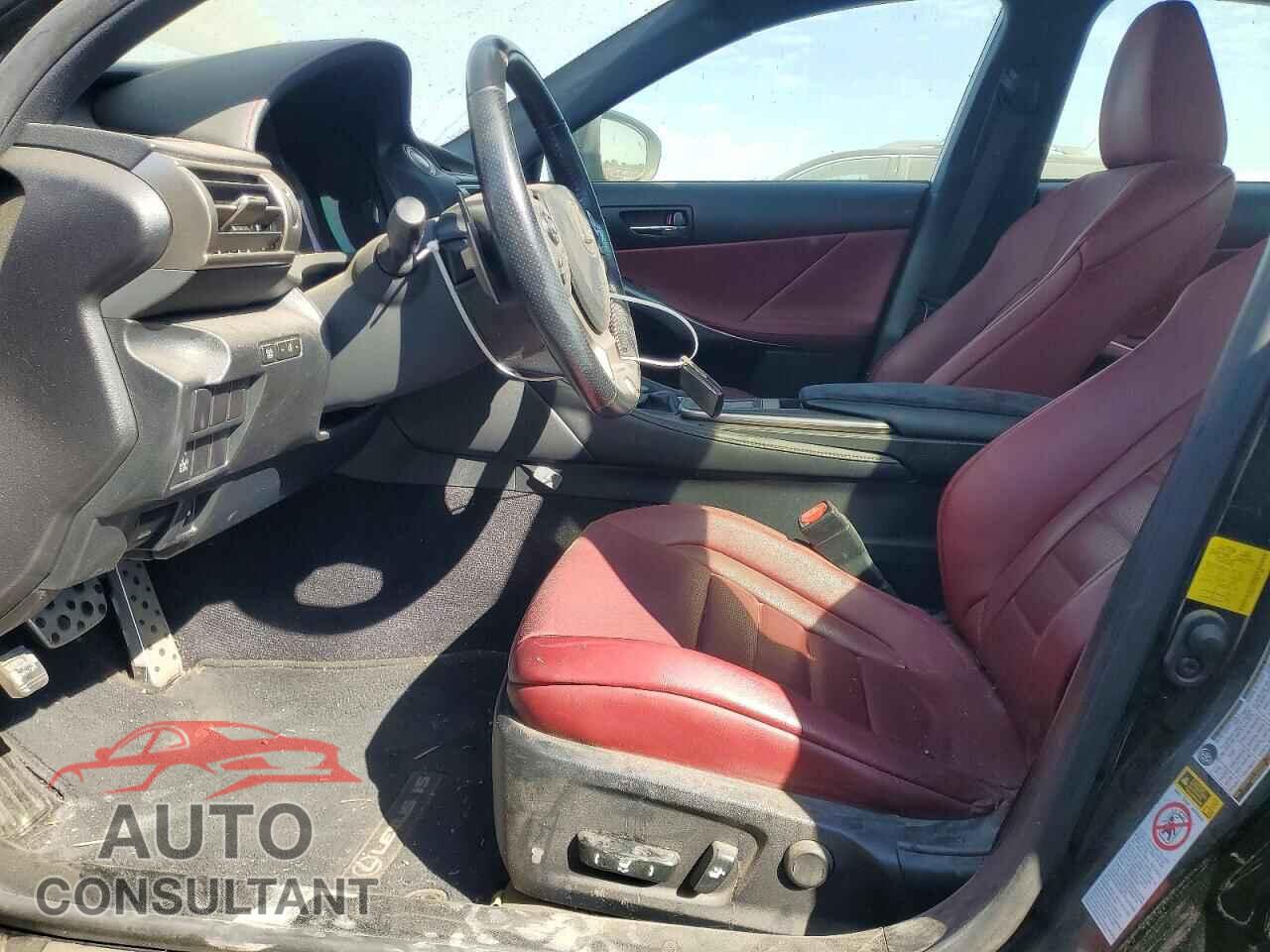 LEXUS IS 2014 - JTHBE1D2XE5011740