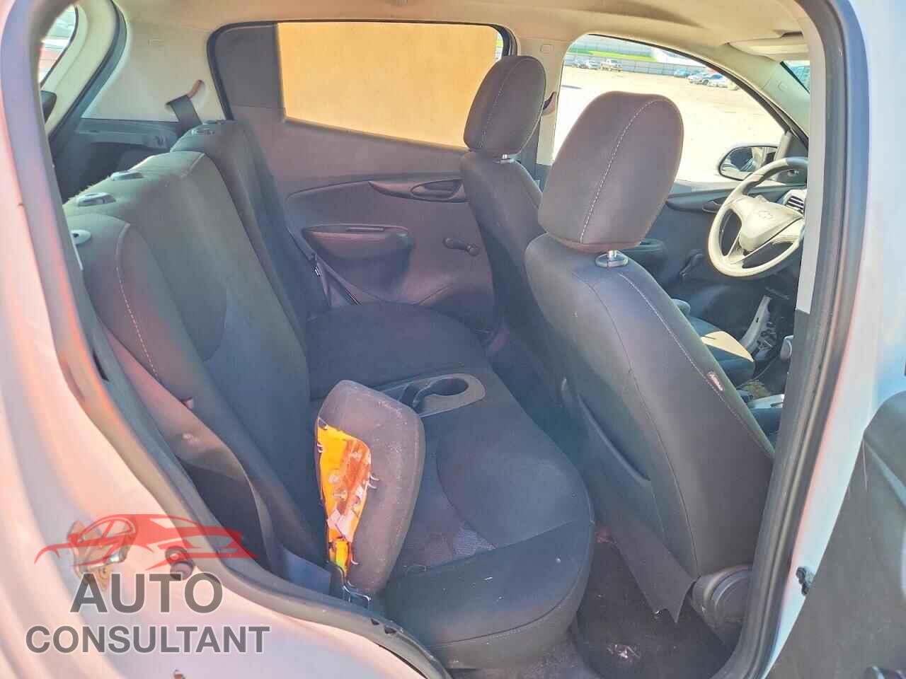CHEVROLET SPARK 2018 - KL8CB6SA3JC482276