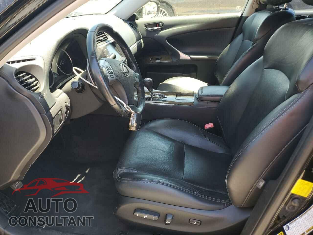 LEXUS IS 2012 - JTHBF5C2XC5160412