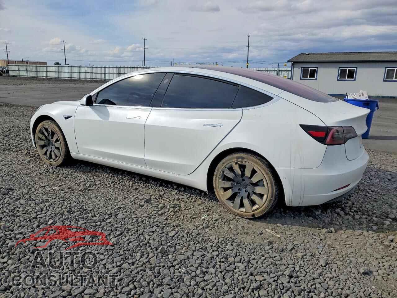 TESLA MODEL 3 2018 - 5YJ3E1EA1JF017169