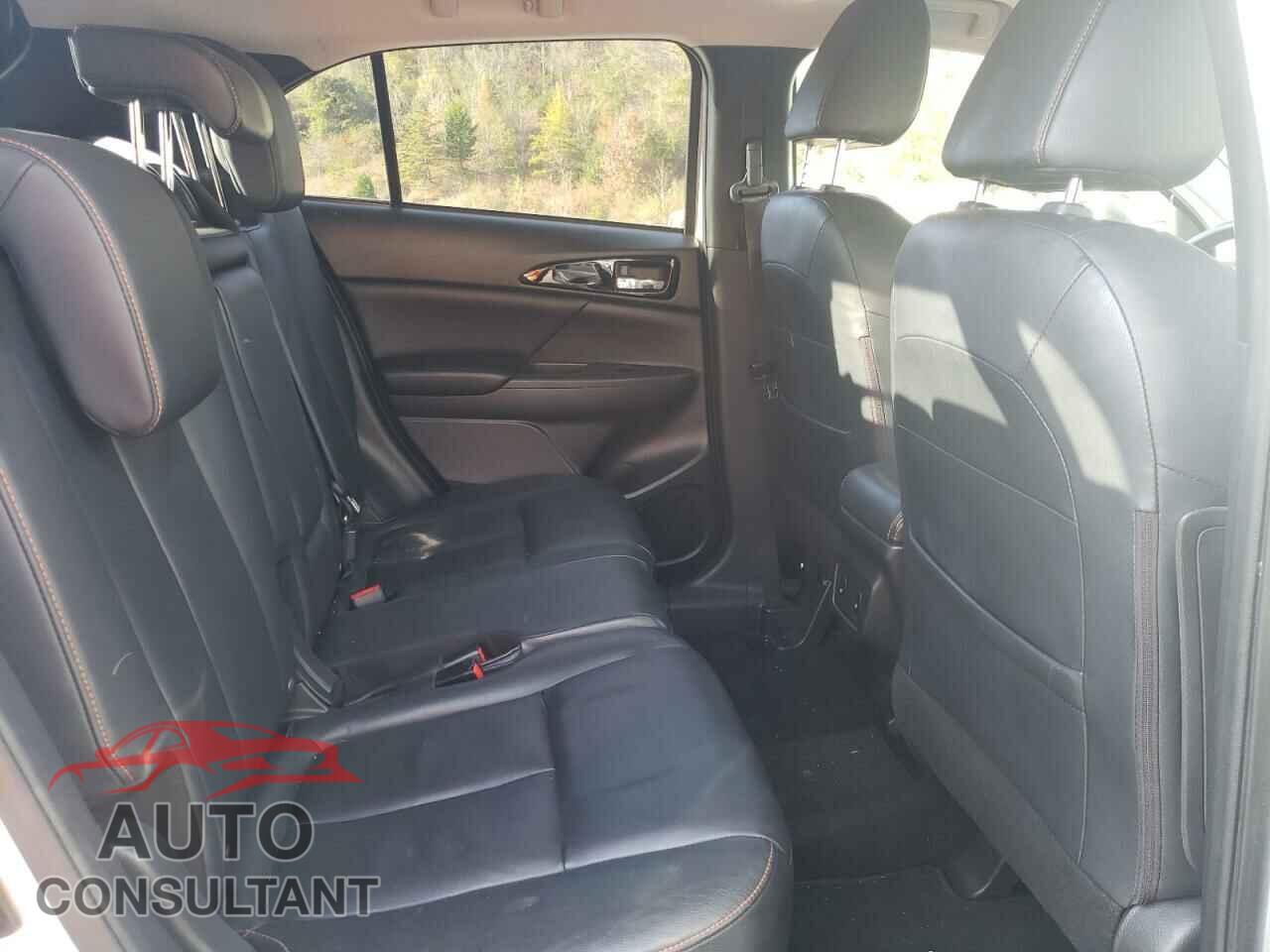 MITSUBISHI ECLIPSE 2019 - JA4AT5AA3KZ000356