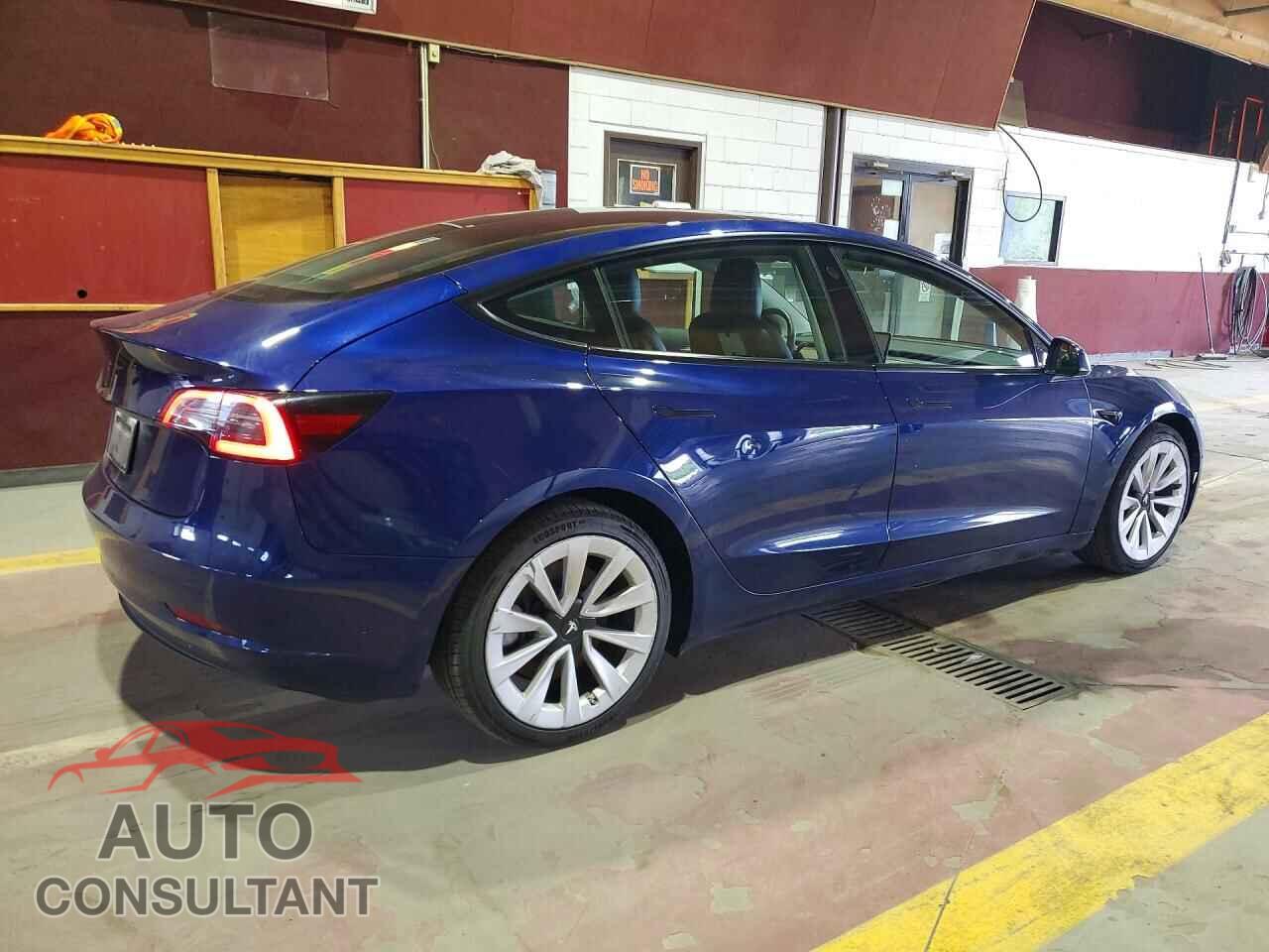 TESLA MODEL 3 2022 - 5YJ3E1EA4NF369541
