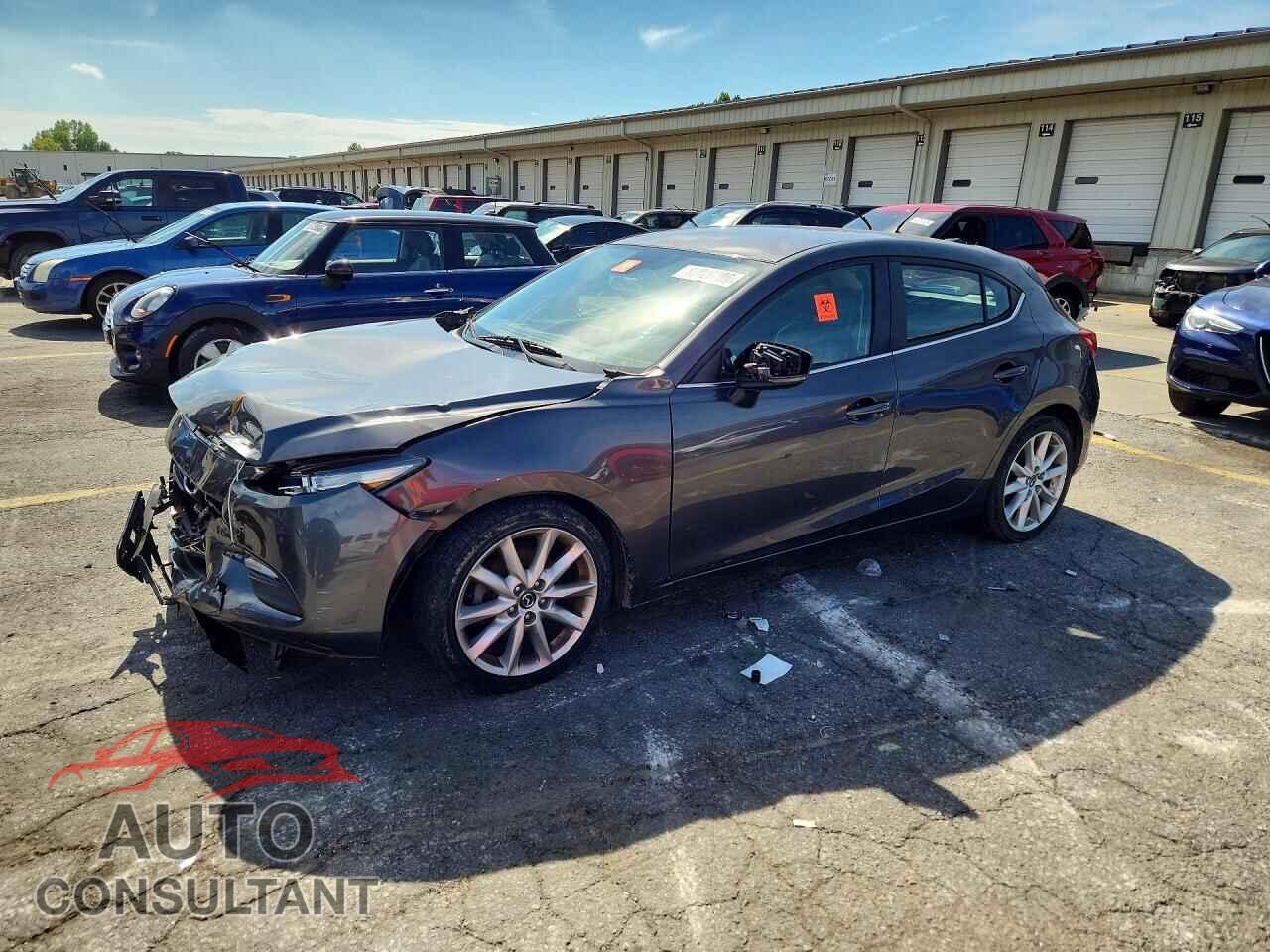 MAZDA 3 2017 - 3MZBN1L72HM126276