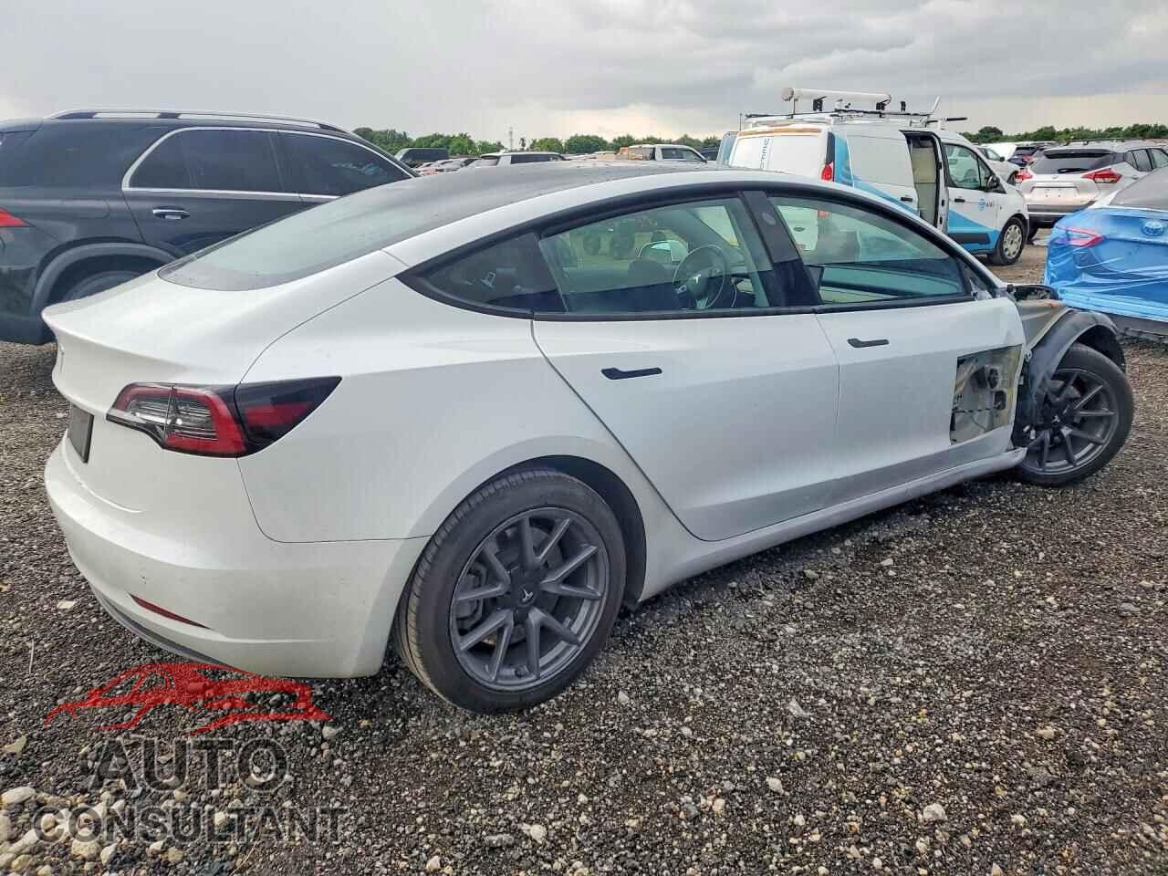 TESLA MODEL 3 2023 - 5YJ3E1EA0PF454640