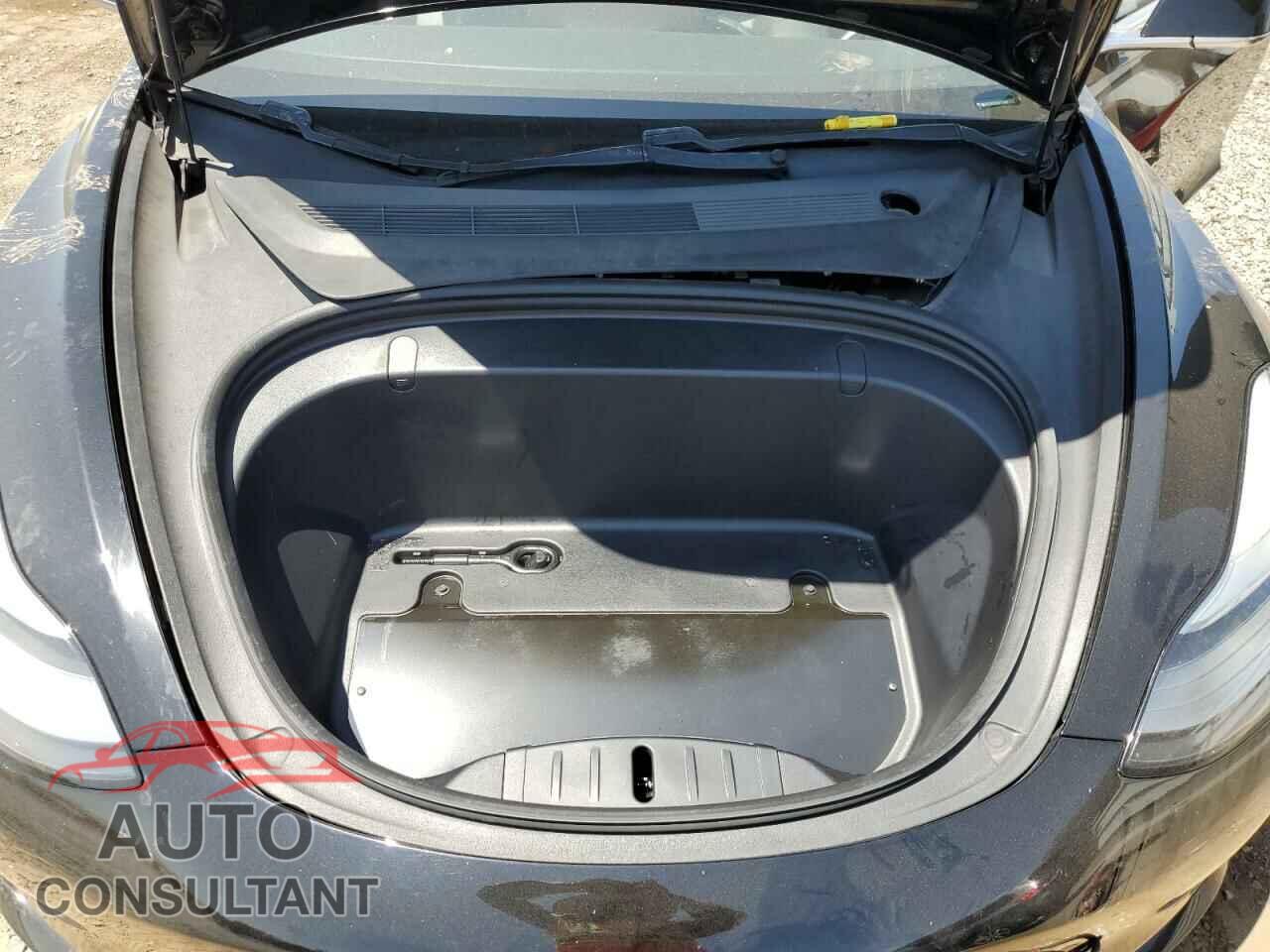 TESLA MODEL 3 2018 - 5YJ3E1EA5JF171965