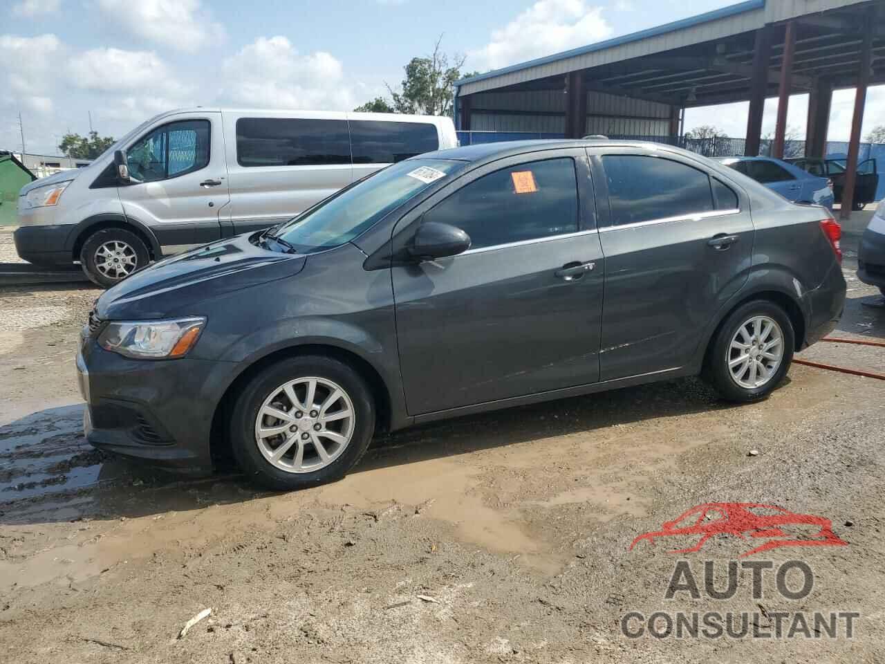 CHEVROLET SONIC 2018 - 1G1JD5SB7J4103097