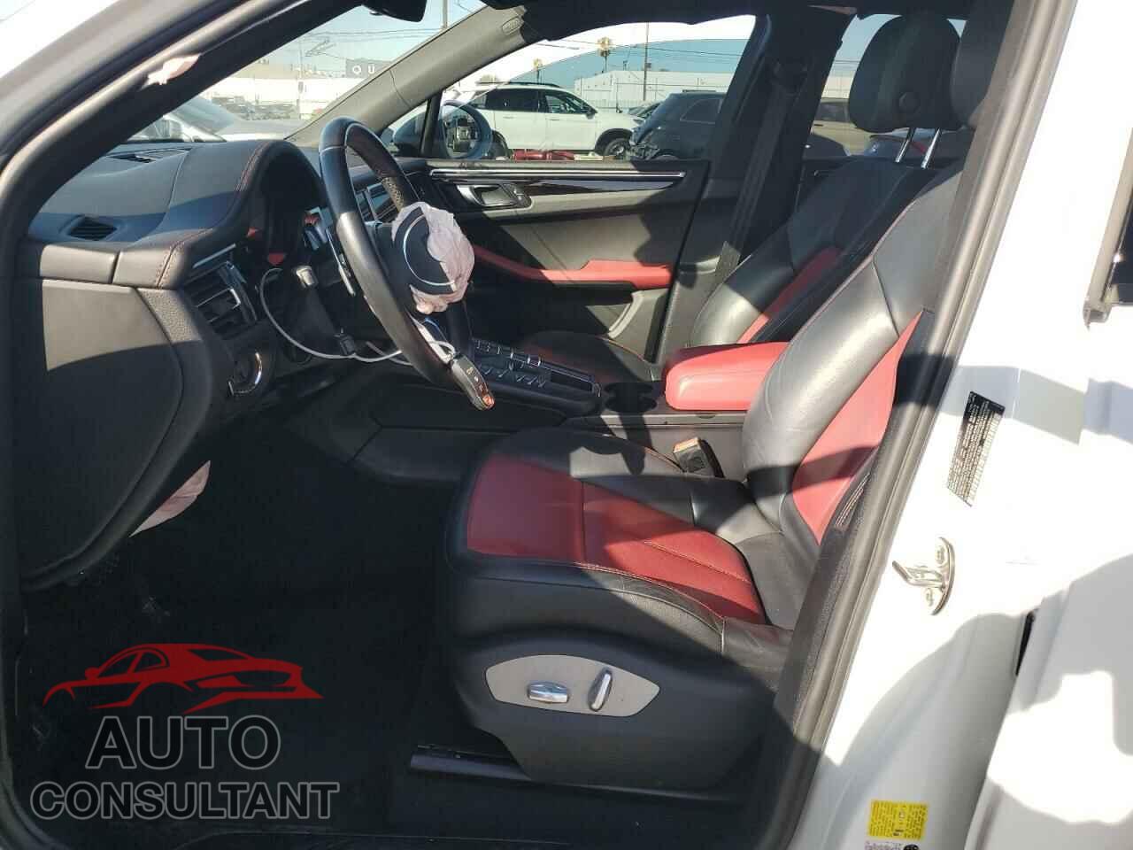 PORSCHE MACAN 2021 - WP1AA2A50MLB02182