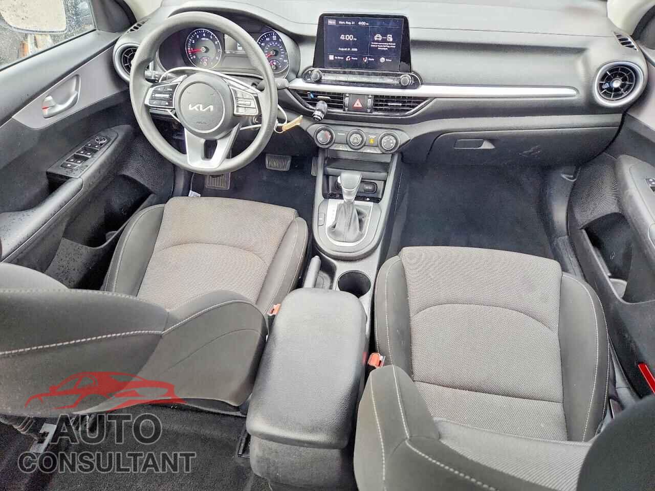 KIA FORTE 2023 - 3KPF24AD6PE654032