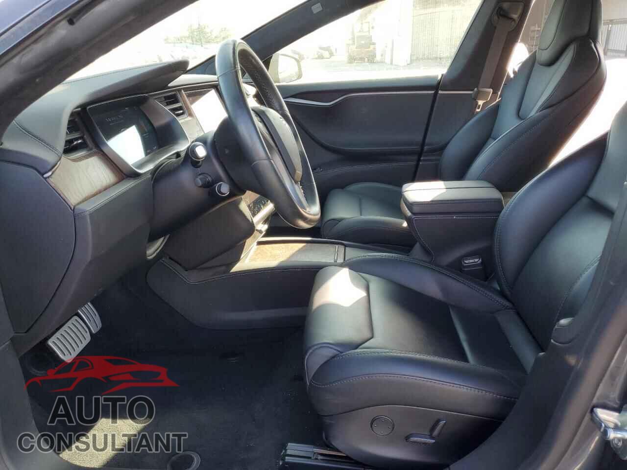 TESLA MODEL S 2019 - 5YJSA1E44KF330204