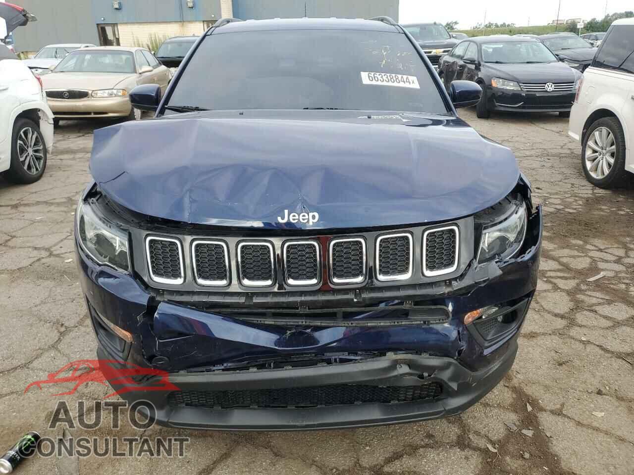 JEEP COMPASS 2018 - 3C4NJDBB4JT433902