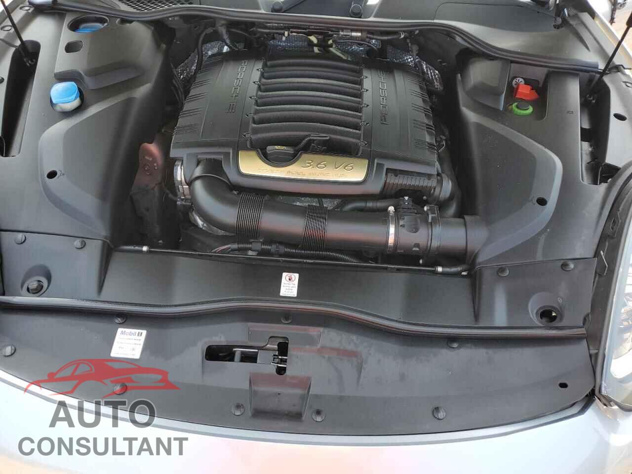 PORSCHE CAYENNE 2017 - WP1AA2A25HKA83517