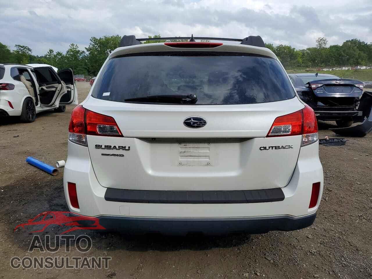 SUBARU OUTBACK 2013 - 4S4BRCLC4D3289566