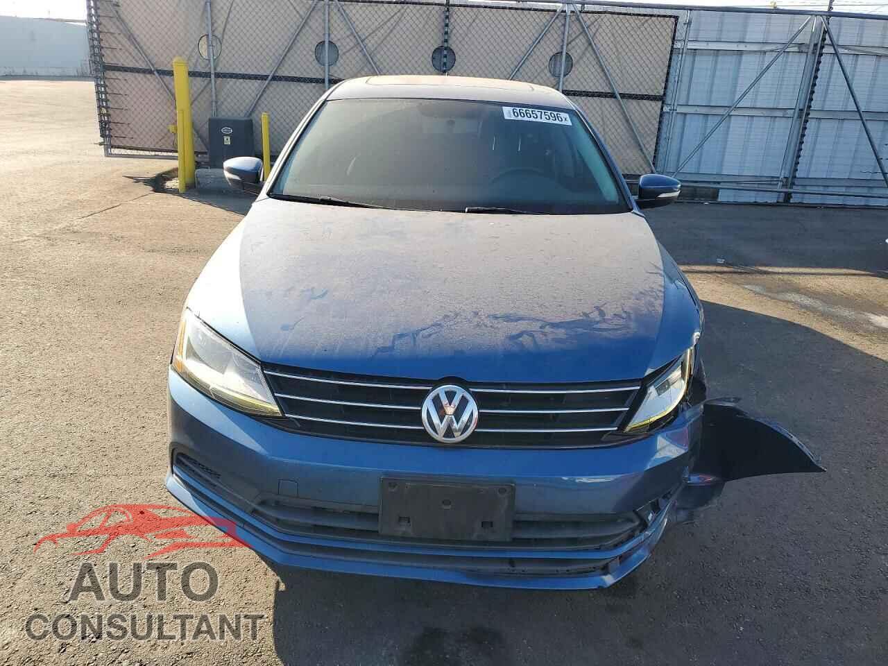 VOLKSWAGEN JETTA 2017 - 3VWDB7AJ3HM257462