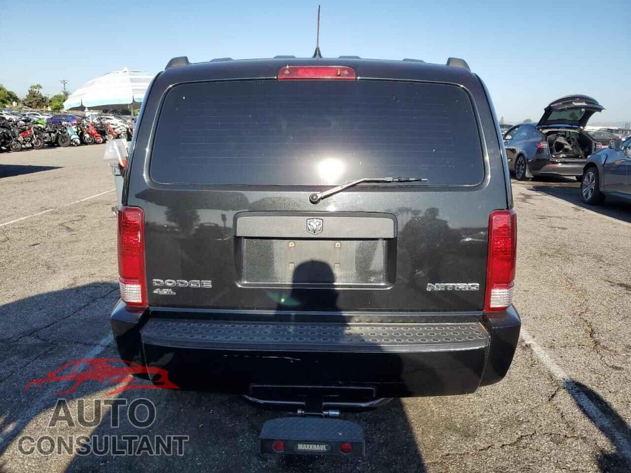 DODGE NITRO 2011 - 1D4PT4GX4BW606730