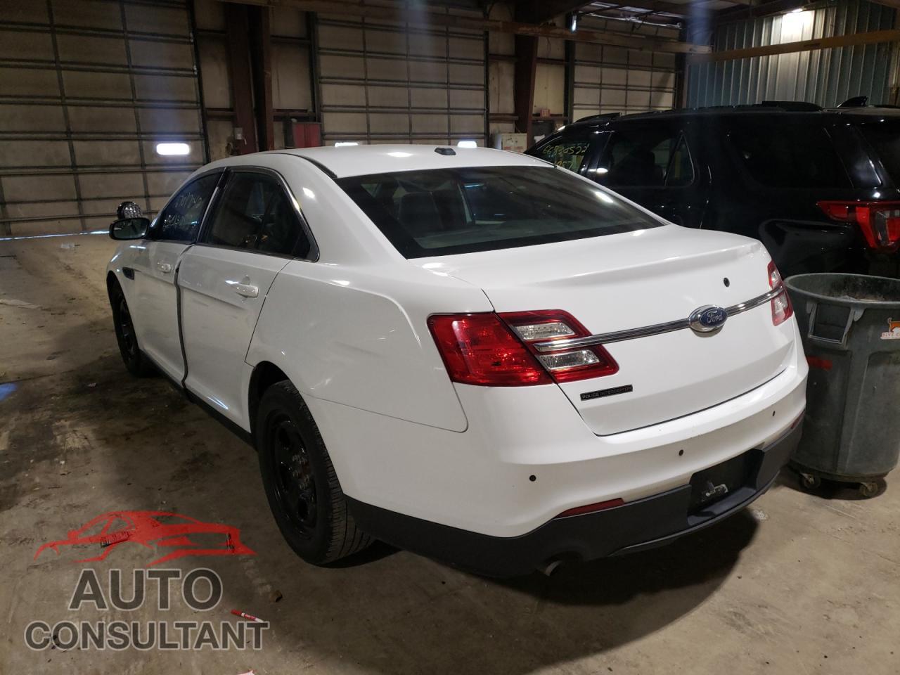 FORD TAURUS 2017 - 1FAHP2L81HG145651
