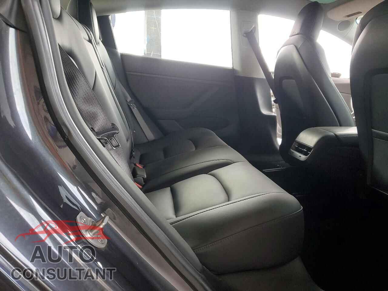 TESLA MODEL 3 2018 - 5YJ3E1EA6JF050488