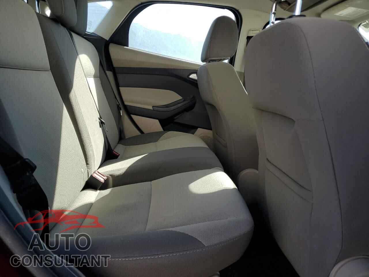 FORD FOCUS 2013 - 1FADP3K23DL334773