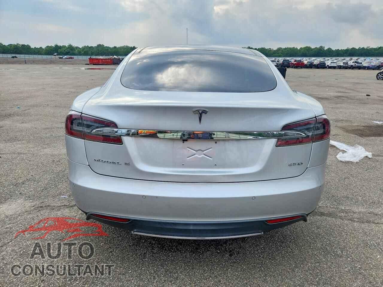 TESLA MODEL S 2015 - 5YJSA1H20FFP57069
