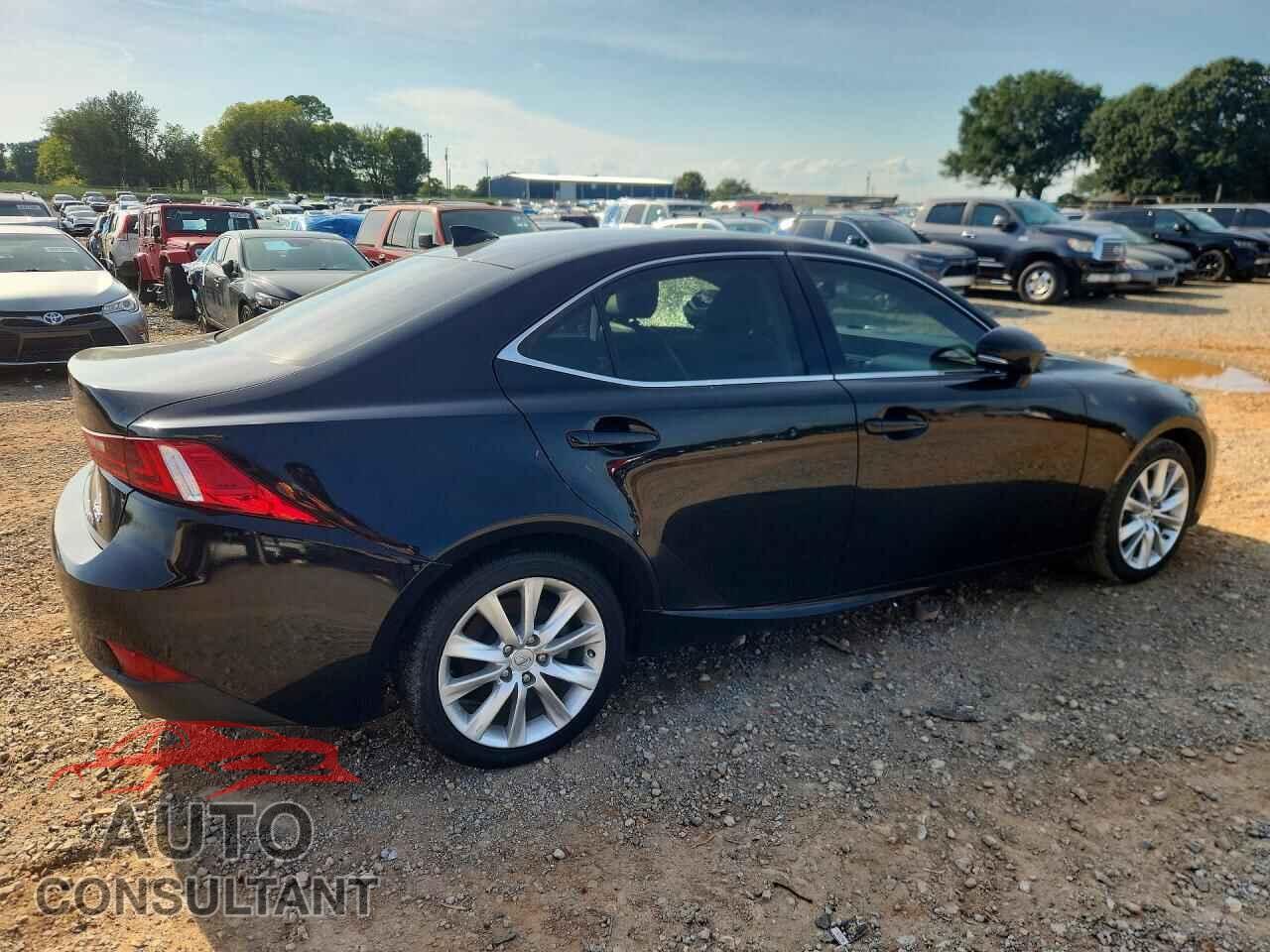 LEXUS IS 2014 - JTHBF1D29E5014741