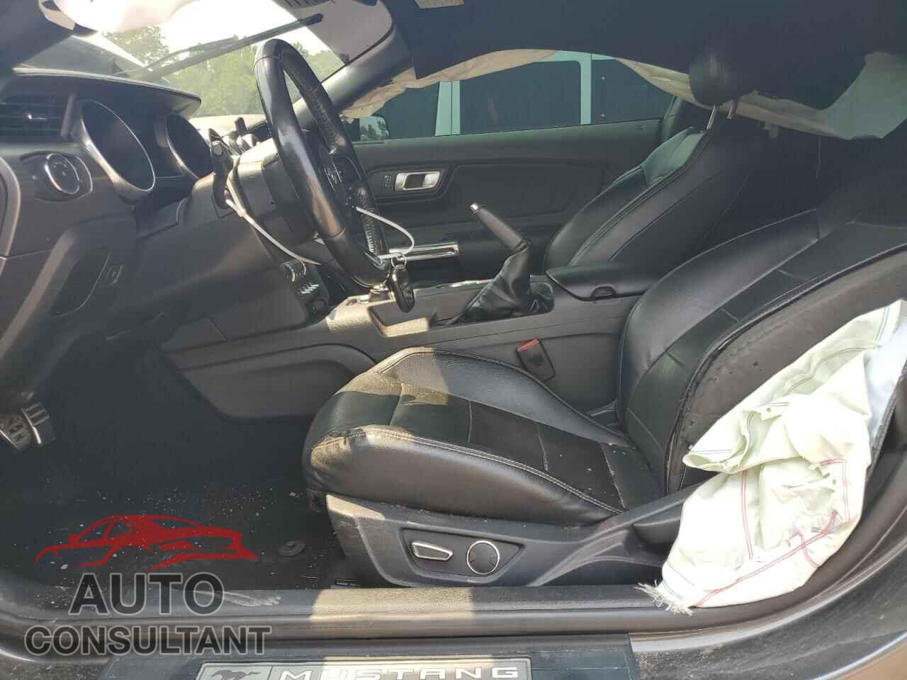 FORD MUSTANG 2019 - 1FA6P8CFXK5201193