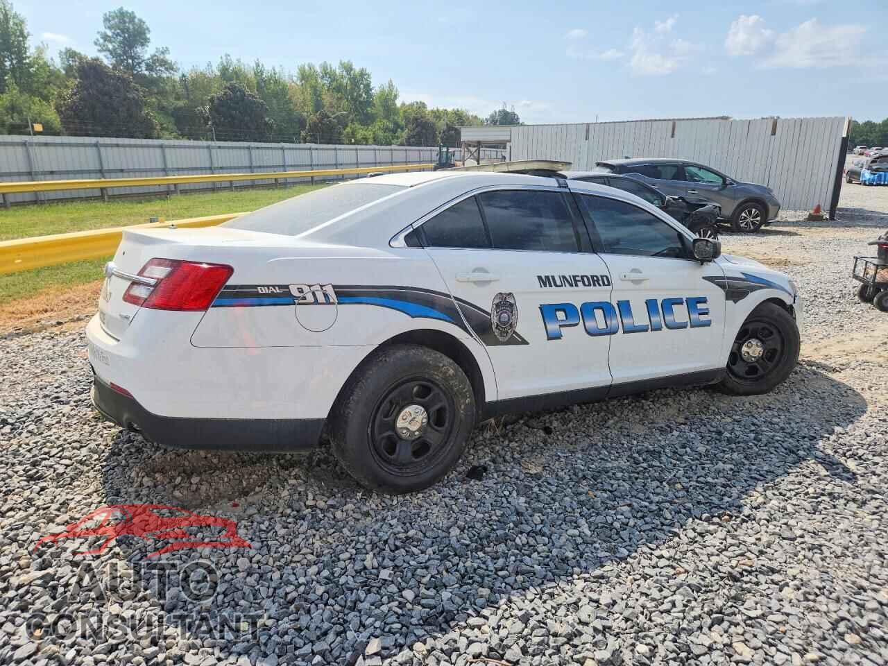 FORD TAURUS 2017 - 1FAHP2MK7HG141503