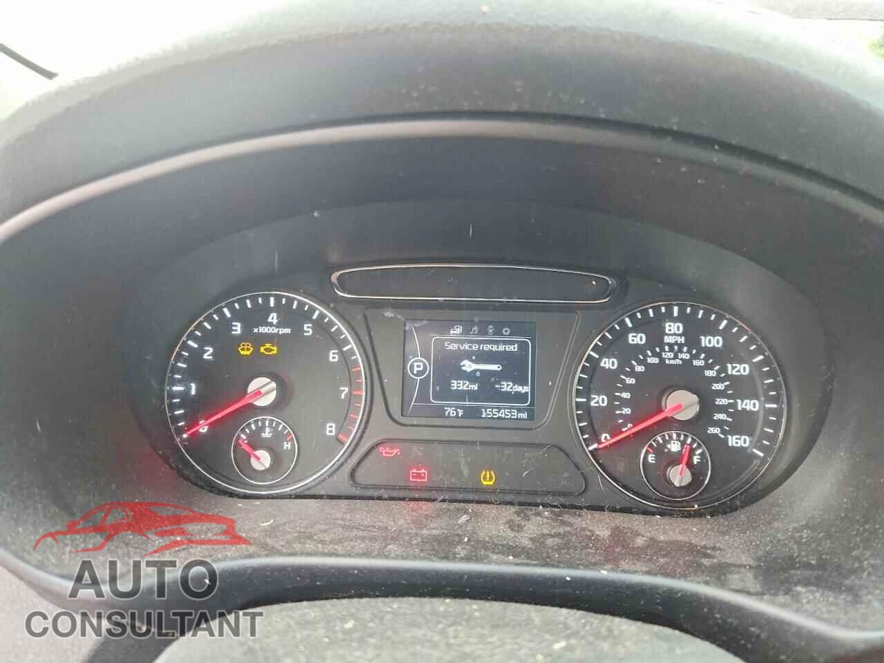 KIA SORENTO 2017 - 5XYPGDA52HG225246