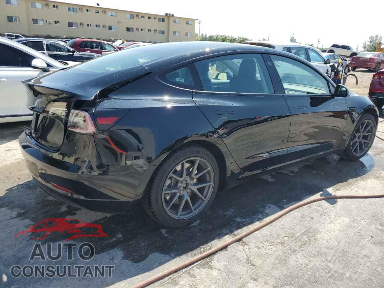 TESLA MODEL 3 2023 - 5YJ3E1EA7PF433784