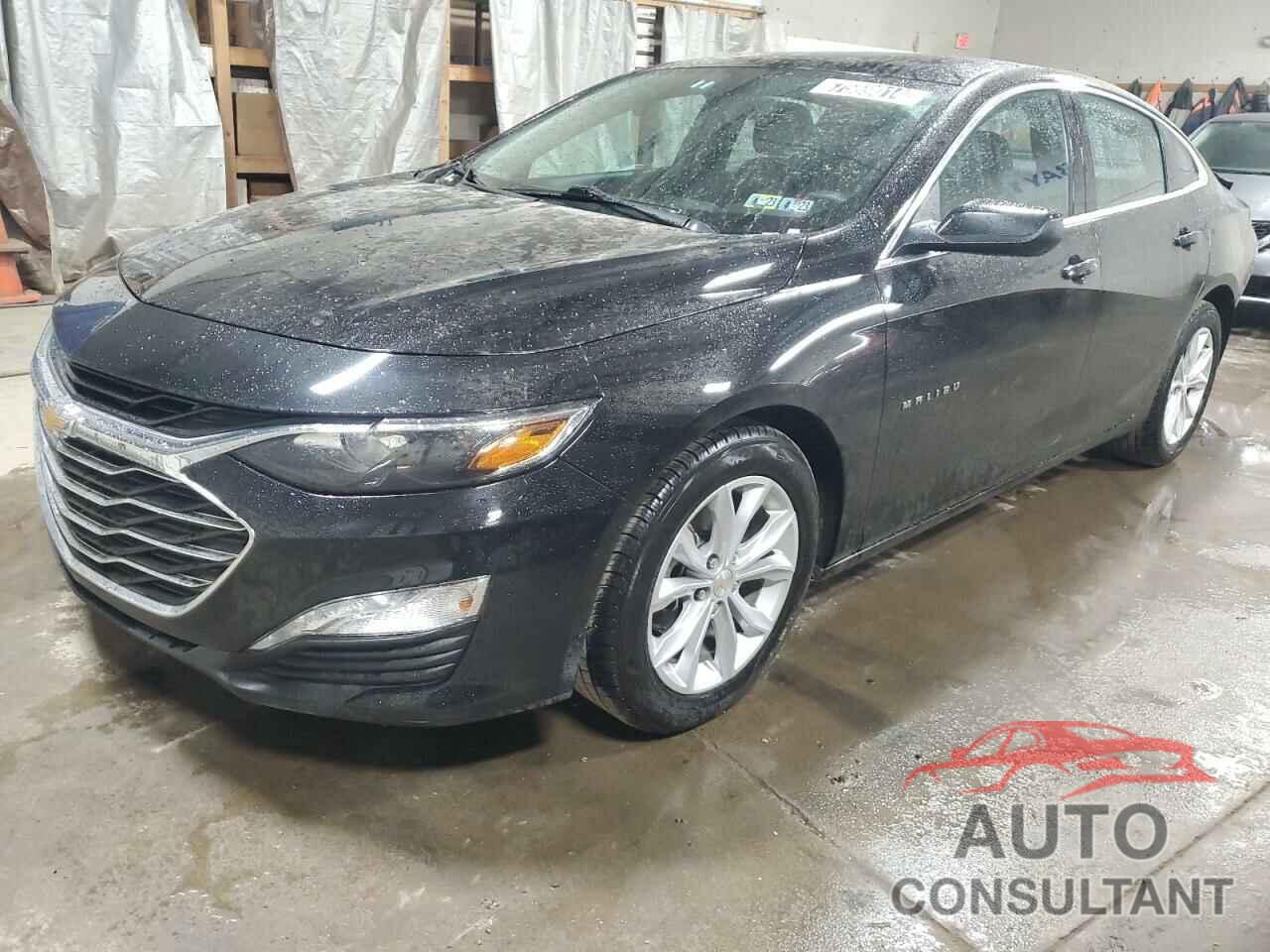 CHEVROLET MALIBU 2022 - 1G1ZD5ST8NF135532