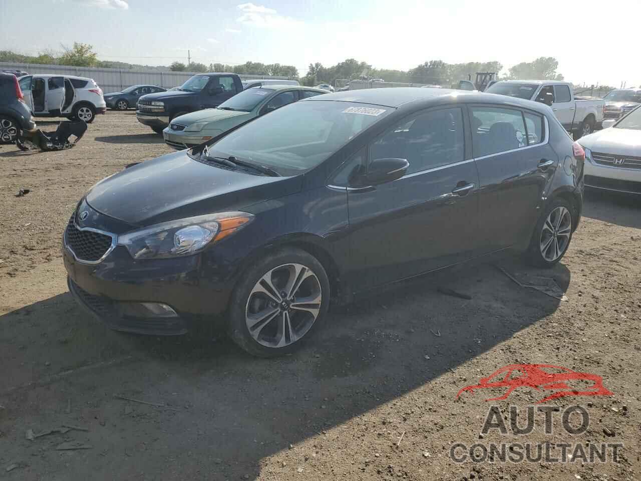 KIA FORTE 2016 - KNAFX5A8XG5626429