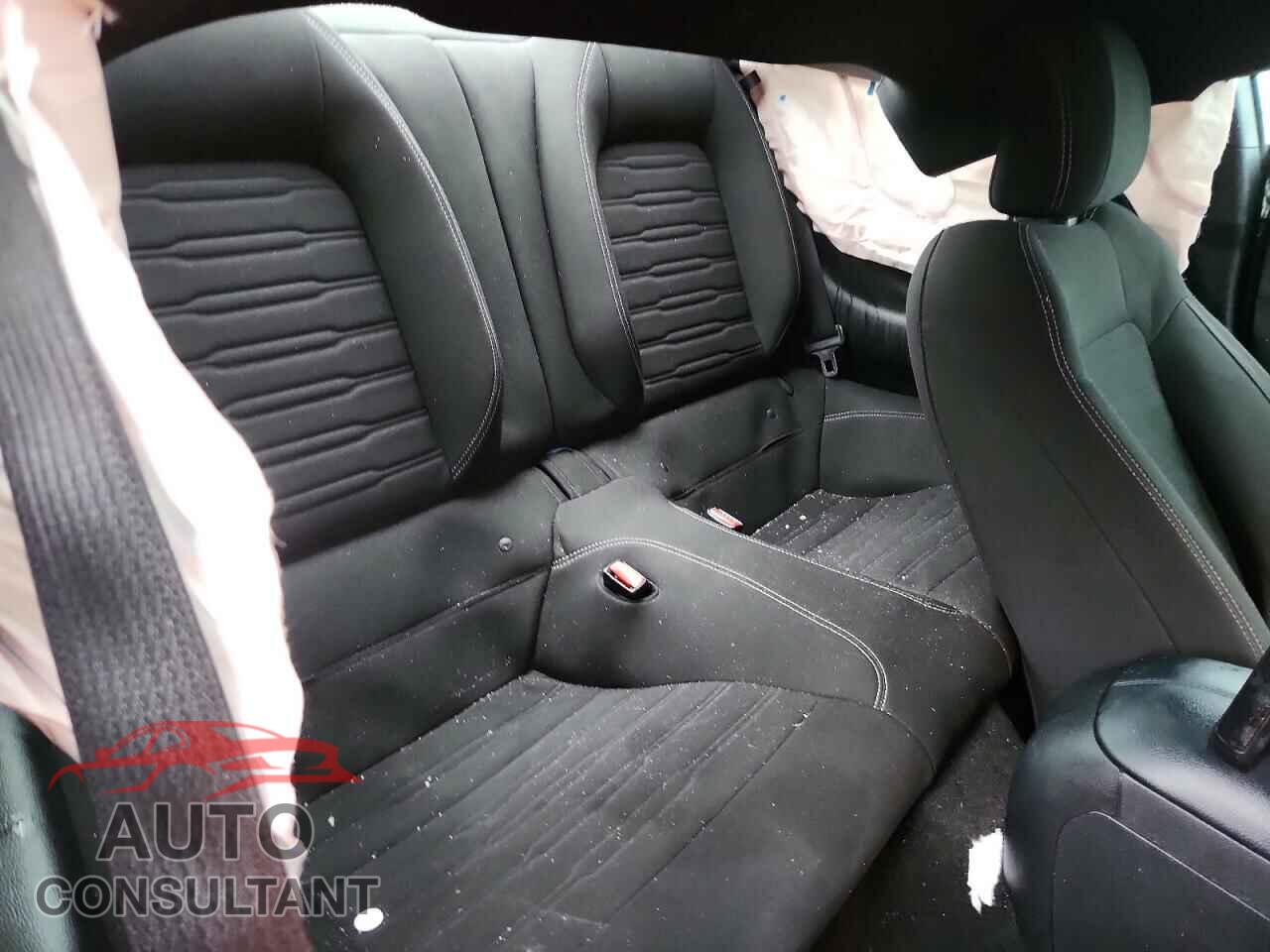 FORD MUSTANG 2017 - 1FA6P8TH8H5275867