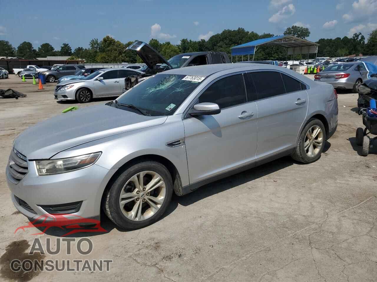 FORD TAURUS 2015 - 1FAHP2E81FG160967