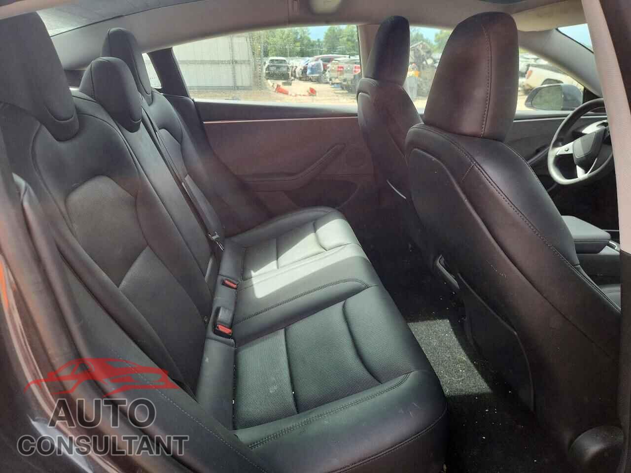 TESLA MODEL 3 2025 - 5YJ3E1EA4SF890917