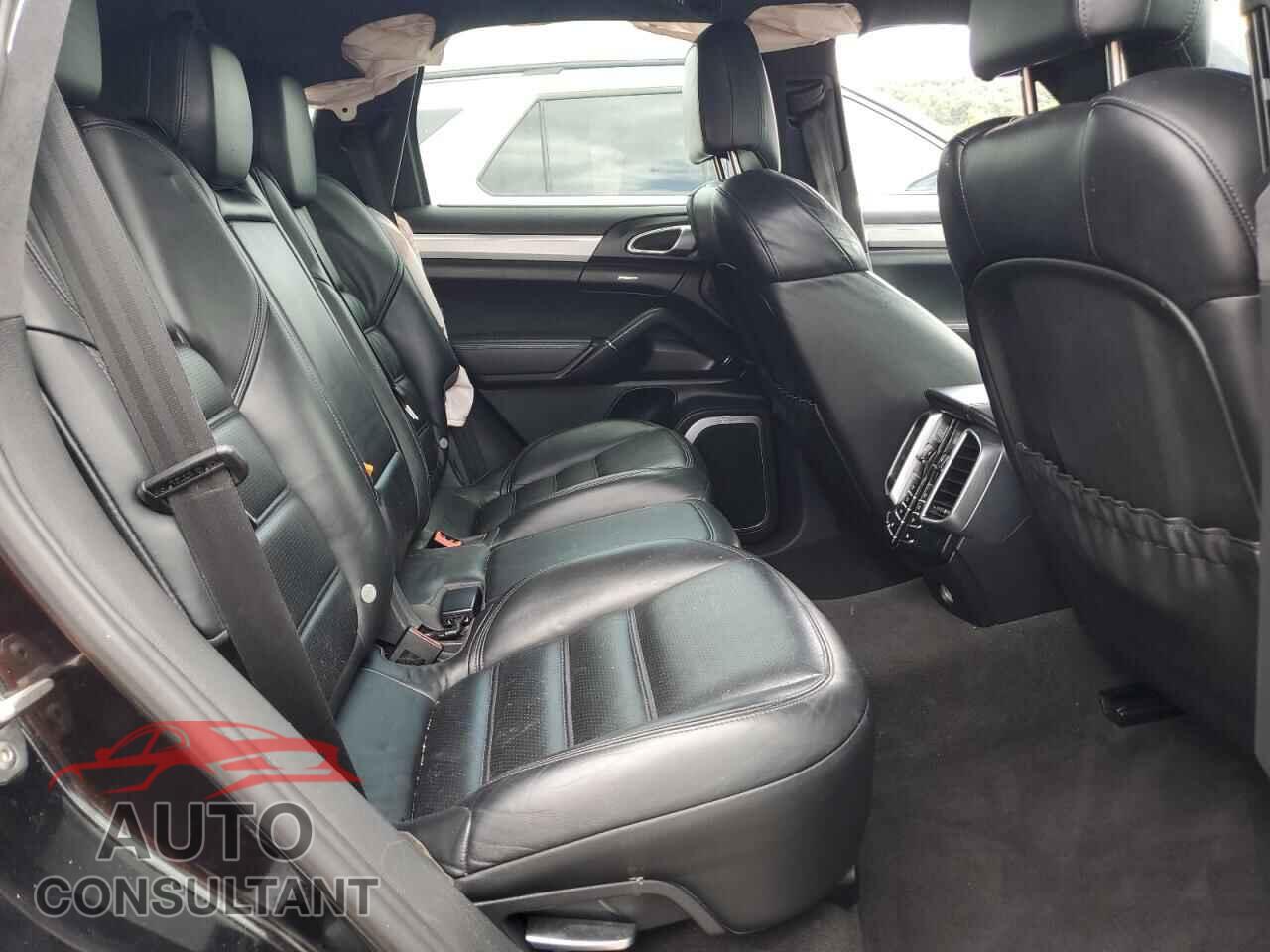 PORSCHE CAYENNE 2012 - WP1AC2A24CLA80332