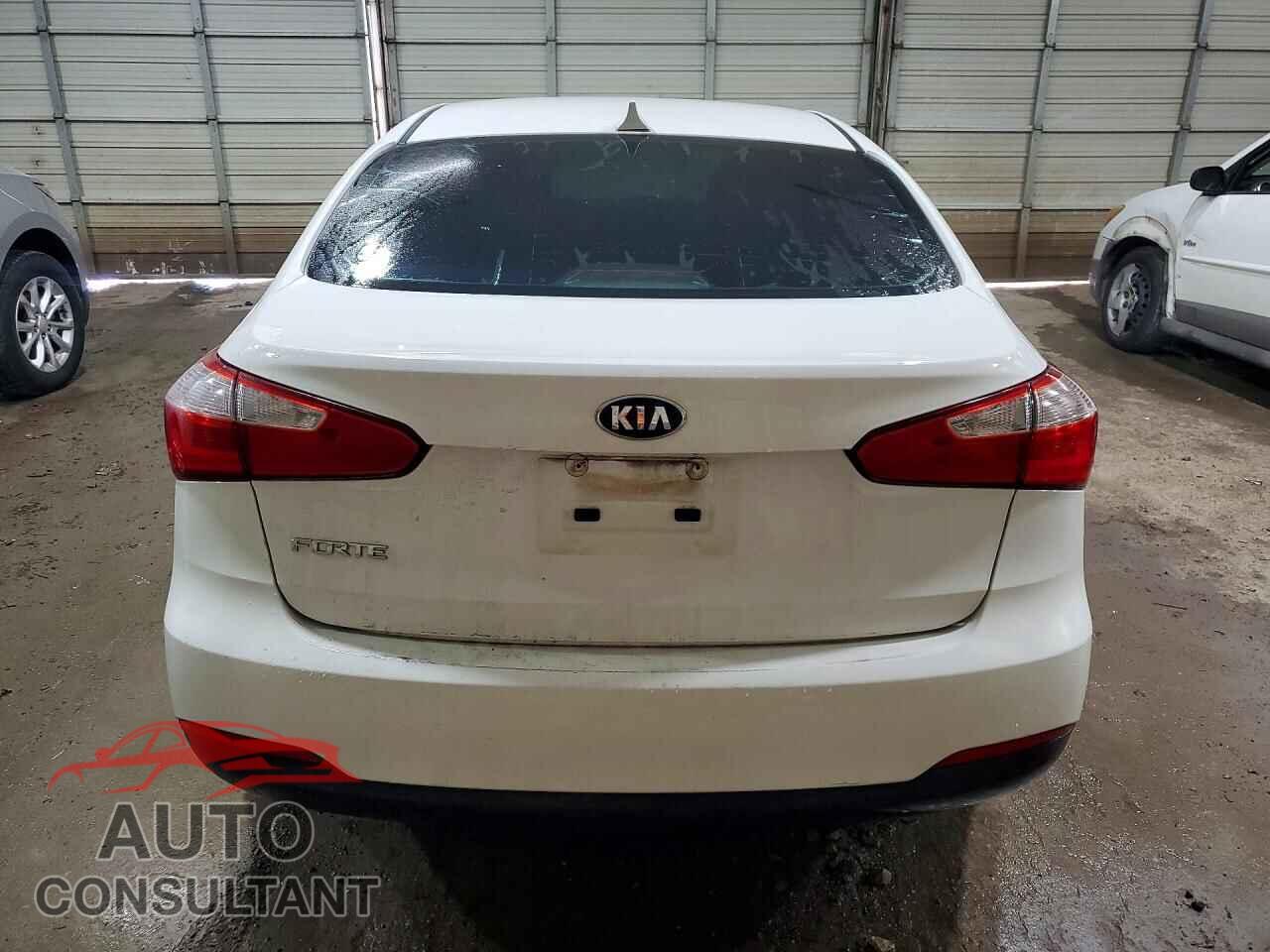 KIA FORTE 2016 - KNAFK4A64G5457838
