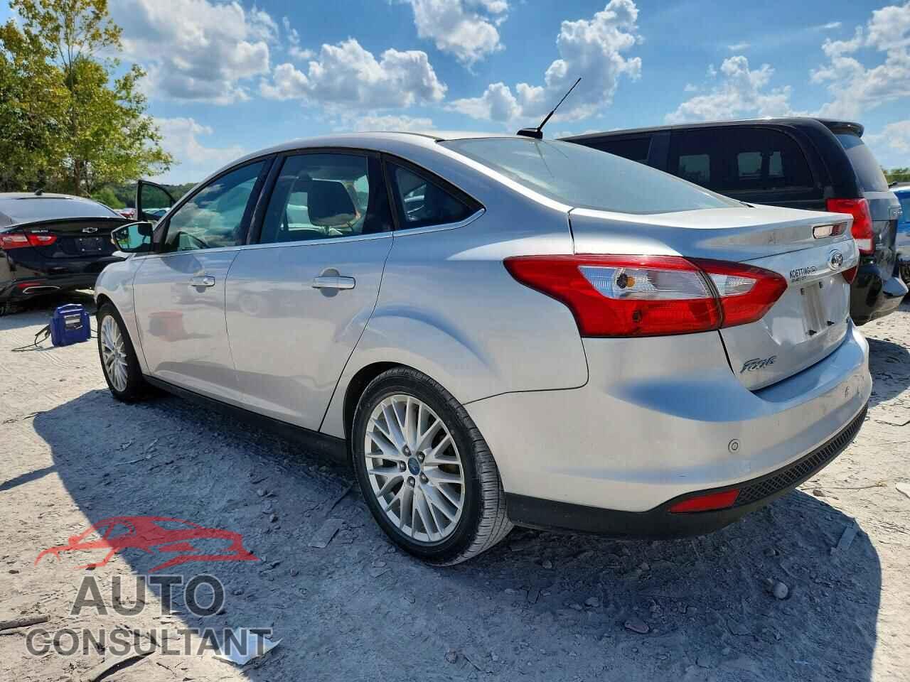 FORD FOCUS 2012 - 1FAHP3H2XCL227243