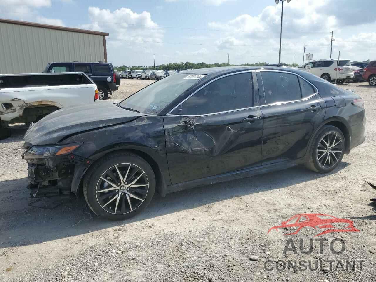 TOYOTA CAMRY 2023 - 4T1G11AK8PU835120