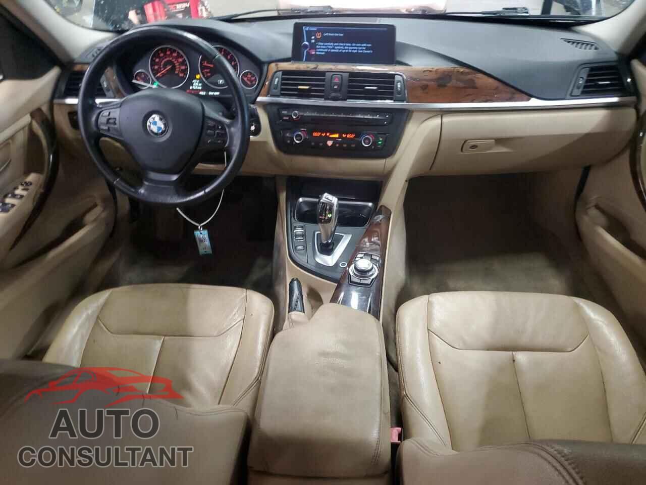 BMW 3 SERIES 2013 - WBA3B3C57DF542406