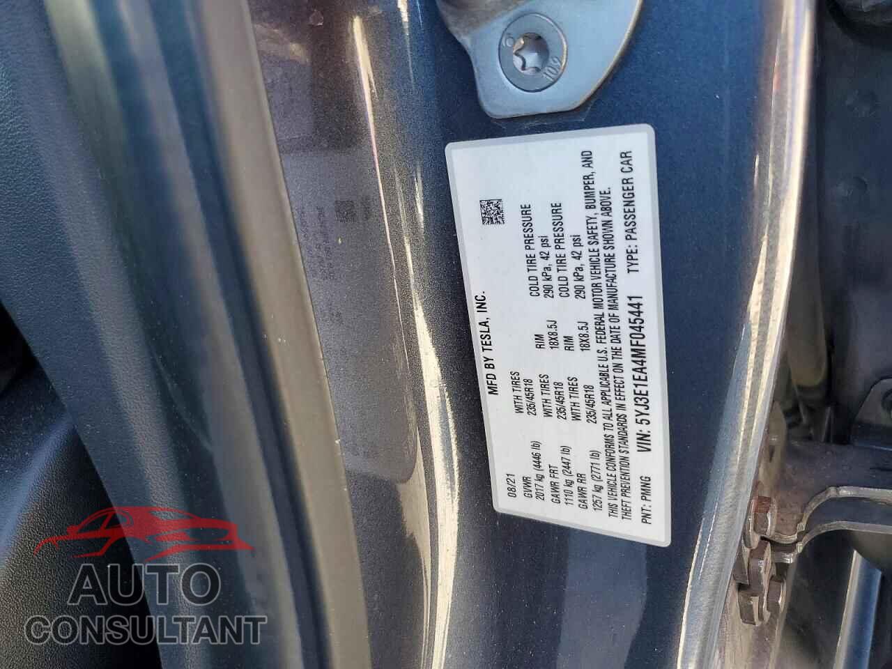 TESLA MODEL 3 2021 - 5YJ3E1EA4MF045441