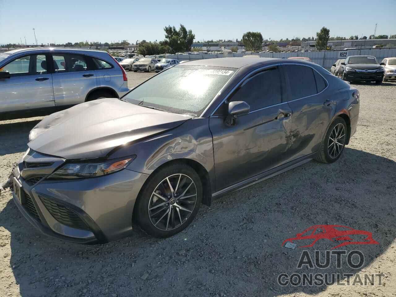 TOYOTA CAMRY 2021 - 4T1G11AK5MU549799