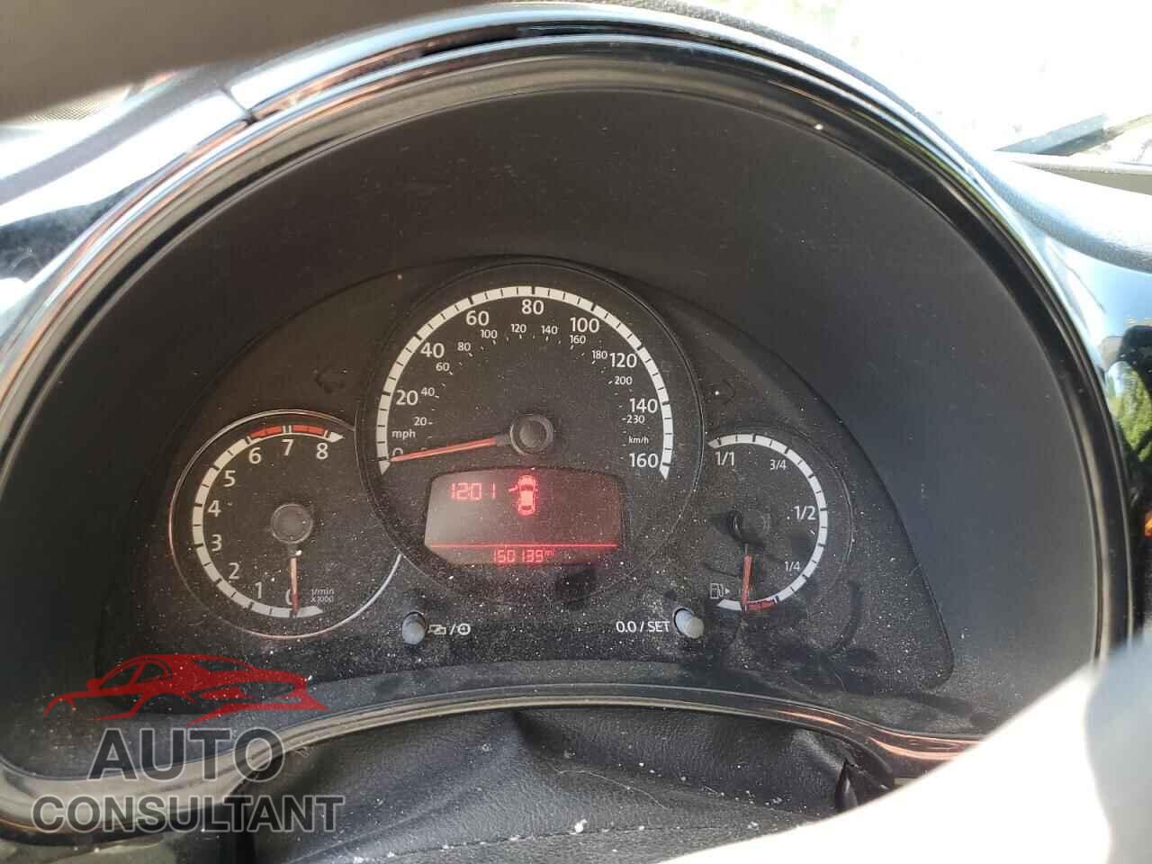 VOLKSWAGEN BEETLE 2014 - 3VWFP7AT7EM624726