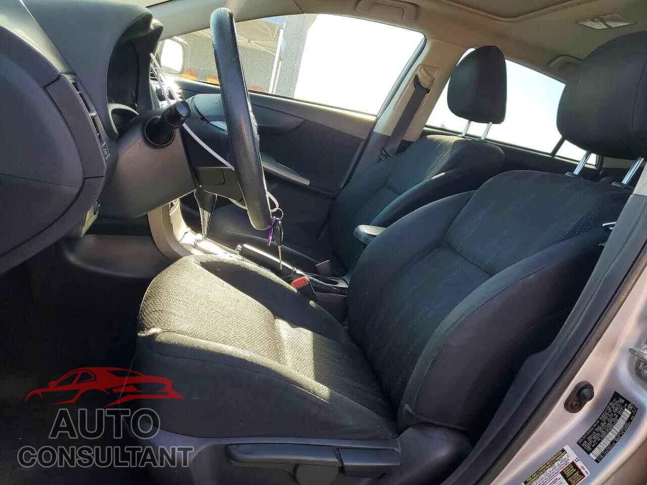 TOYOTA COROLLA 2011 - 2T1BU4EE7BC669433