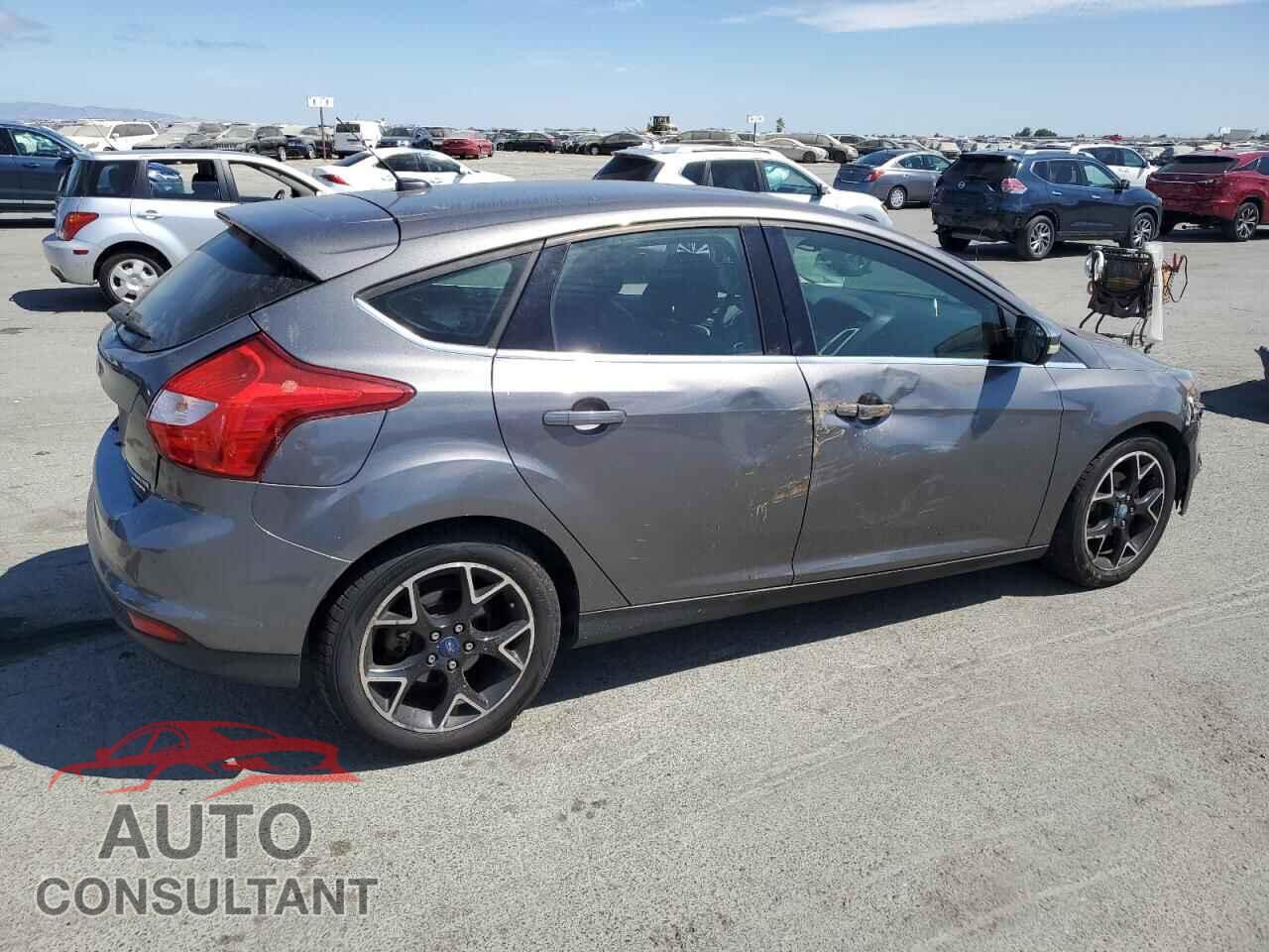 FORD FOCUS 2012 - 1FAHP3N25CL451430