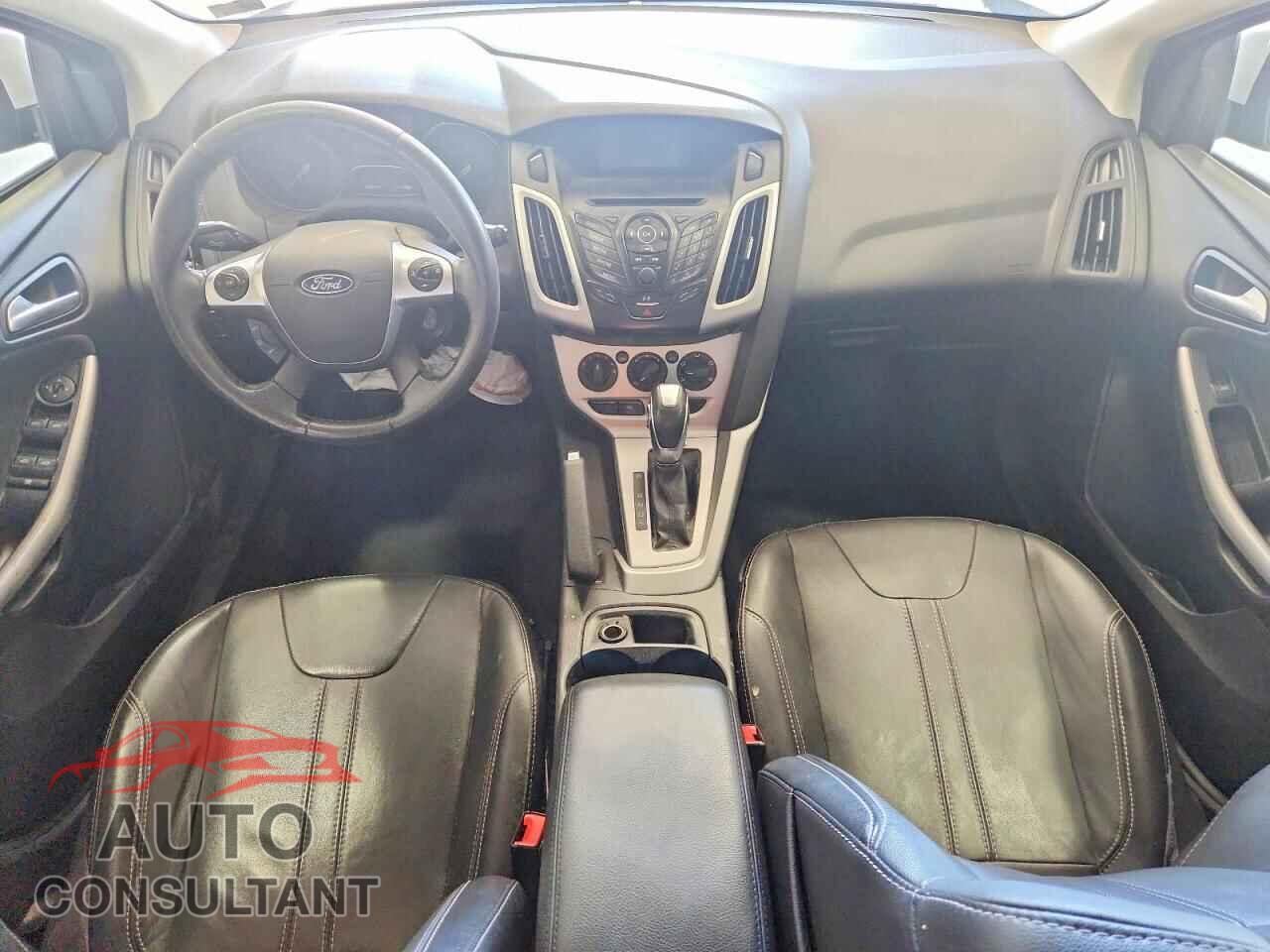 FORD FOCUS 2014 - 1FADP3K27EL319257