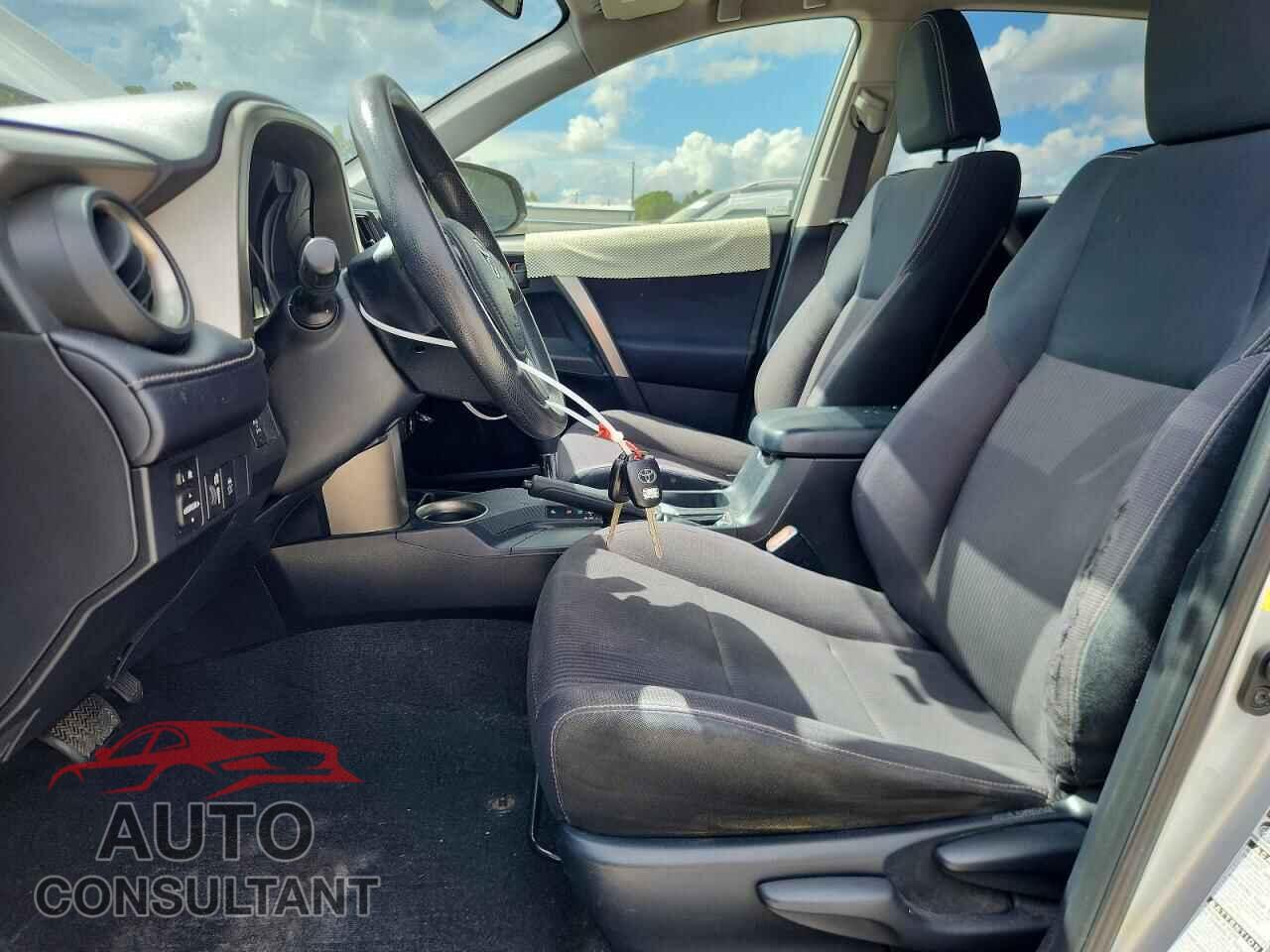 TOYOTA RAV4 2013 - JTMRFREV0DD014655