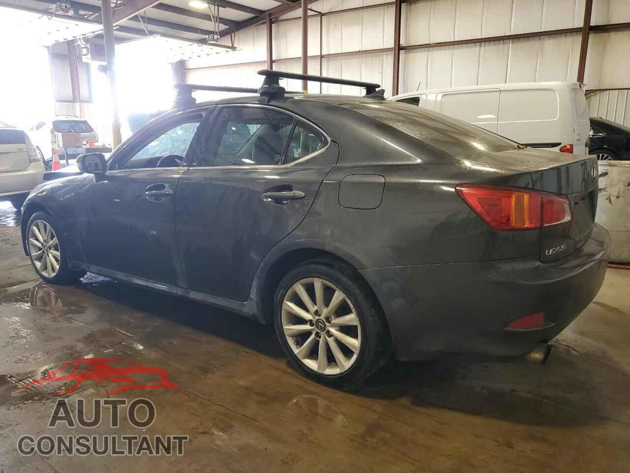 LEXUS IS 2010 - JTHCF5C26A5044223
